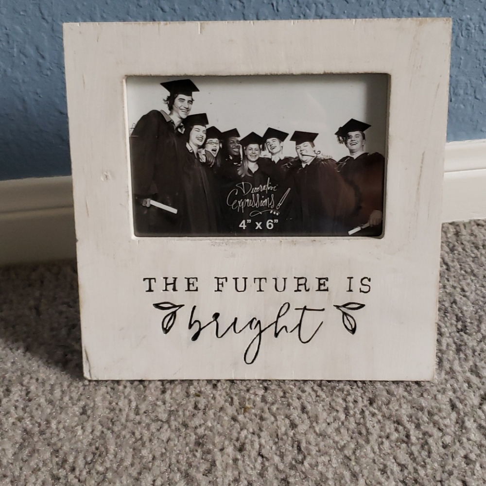 6x6 NEVER USED Graduate Wooden frame